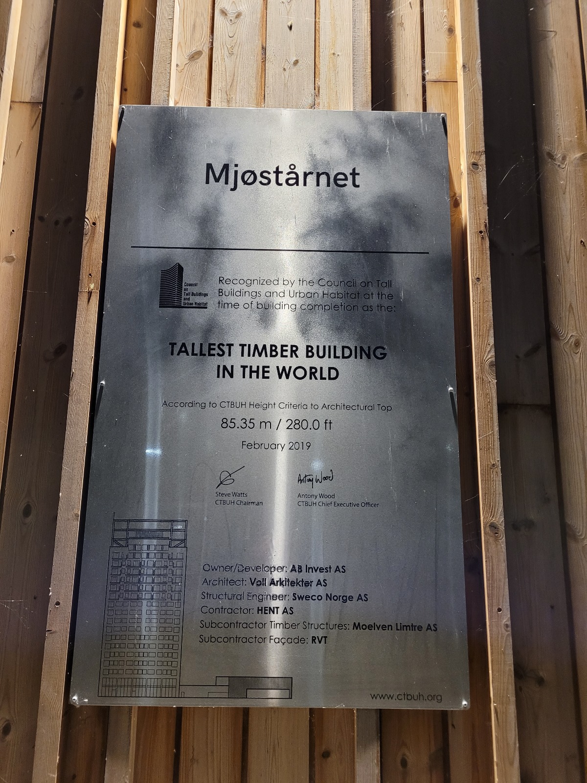 Mjostranett